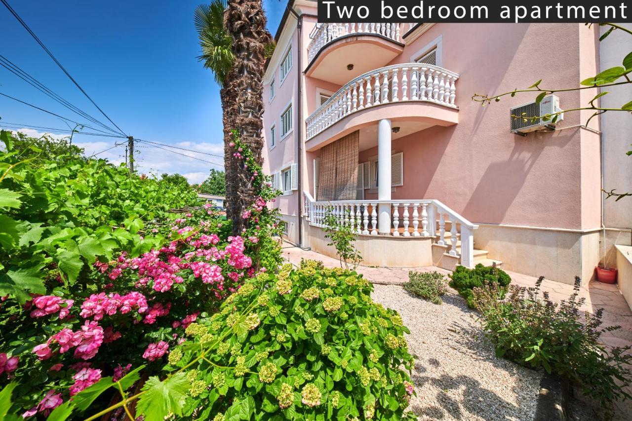 Apartments Angela Umag Luaran gambar